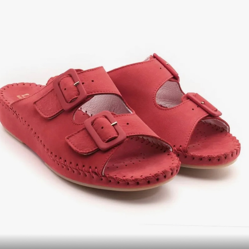 La Plume Women’s red Nubuck leather Sandals
